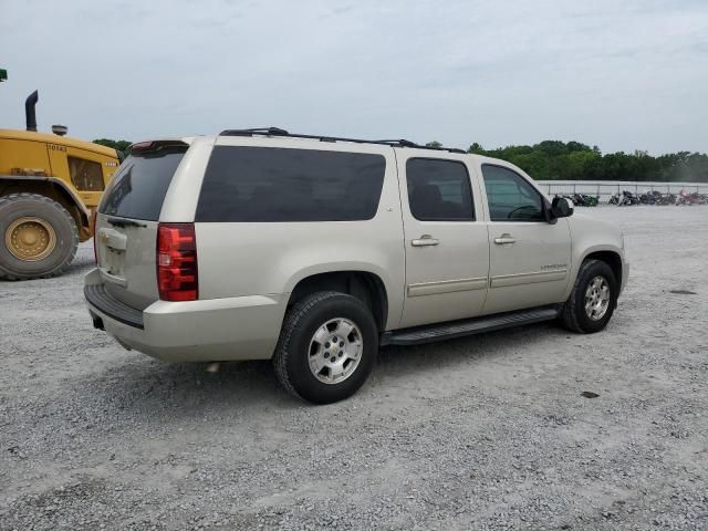 2014 Chevrolet Suburban C1500 LT