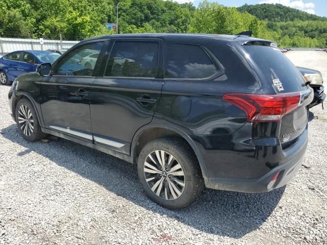 2019 Mitsubishi Outlander SE