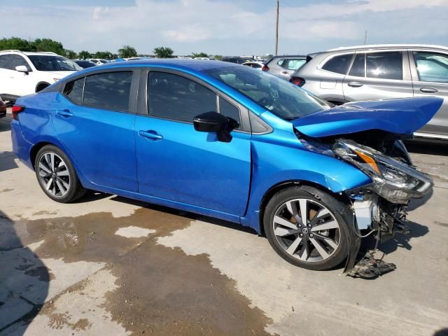 2021 Nissan Versa SR