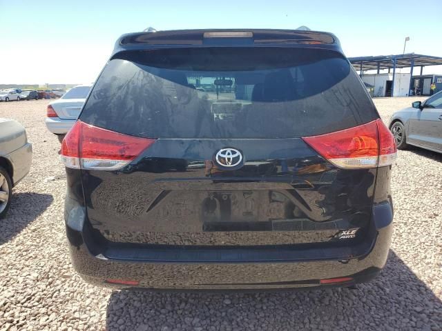 2014 Toyota Sienna XLE