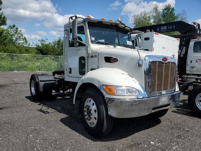 2013 Peterbilt 337