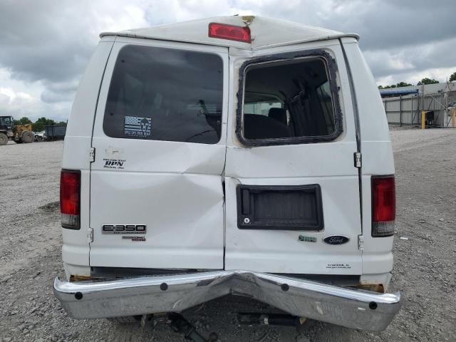 2013 Ford Econoline E350 Super Duty Wagon