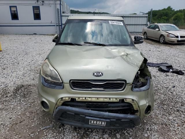 2013 KIA Soul +