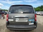 2010 Chrysler Town & Country LX