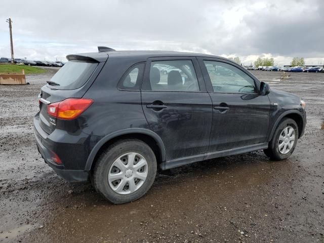 2019 Mitsubishi RVR SE