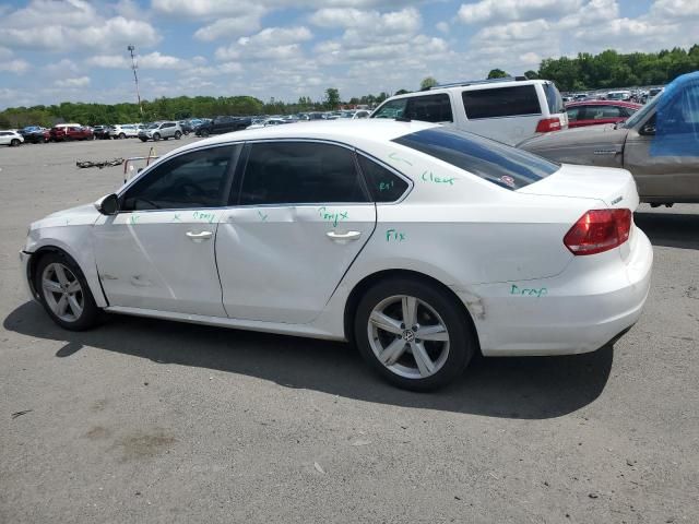 2012 Volkswagen Passat SE