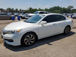 Carros dañados por inundaciones a la venta en subasta: 2017 Honda Accord EXL