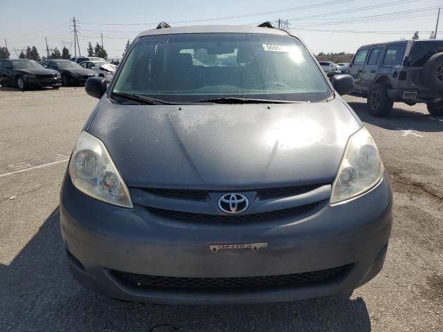 2006 Toyota Sienna CE