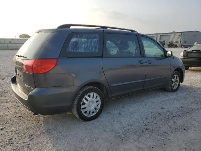 2009 Toyota Sienna CE