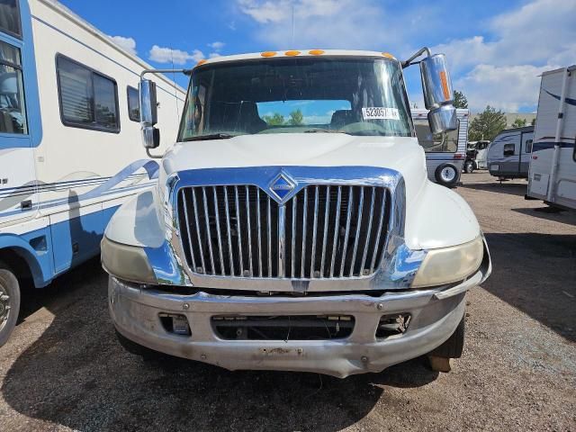 2004 International 4000 4300