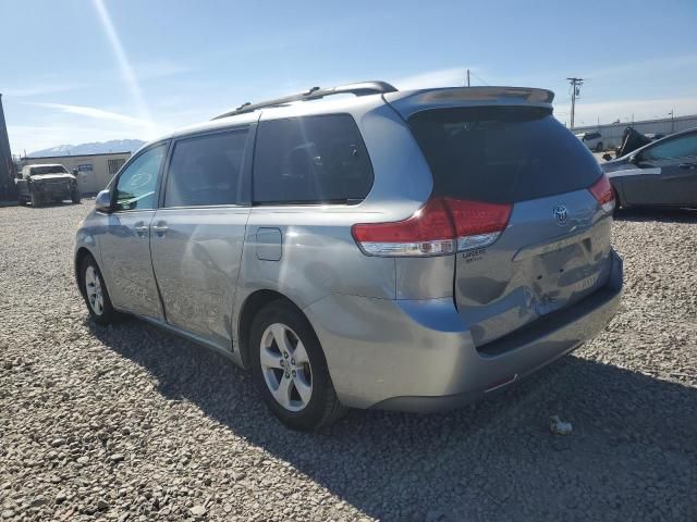 2011 Toyota Sienna LE