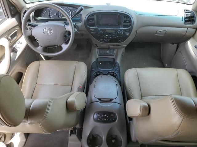 2005 Toyota Sequoia SR5