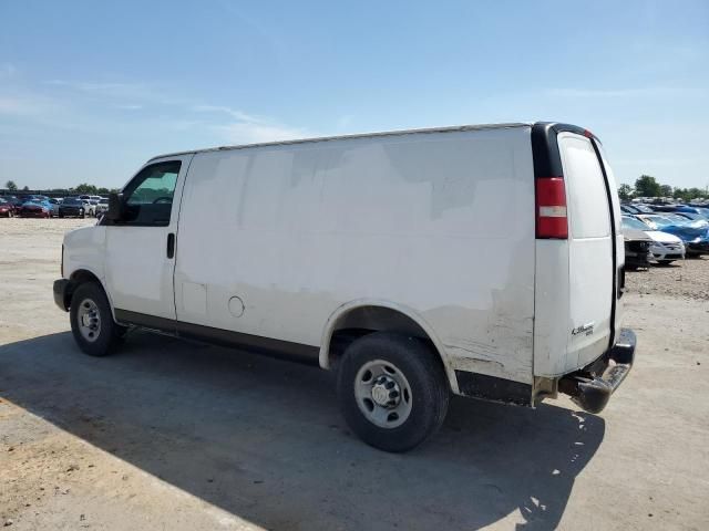 2015 Chevrolet Express G2500