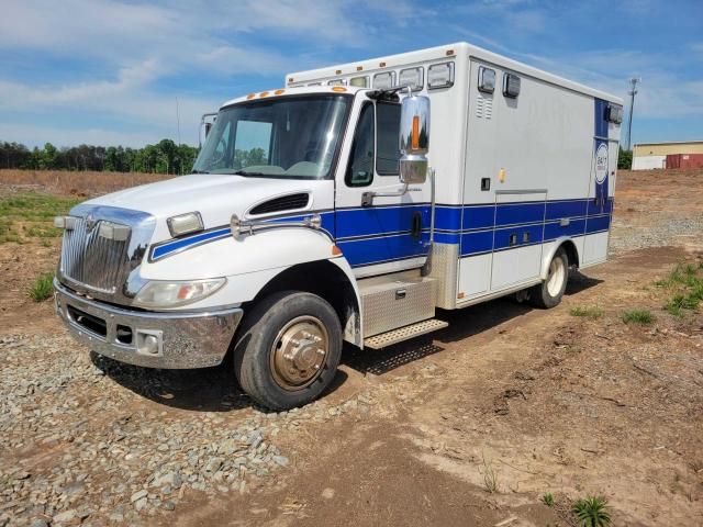 2005 International 4000 4300