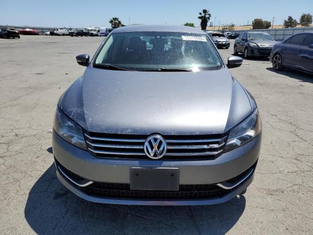 2014 Volkswagen Passat S