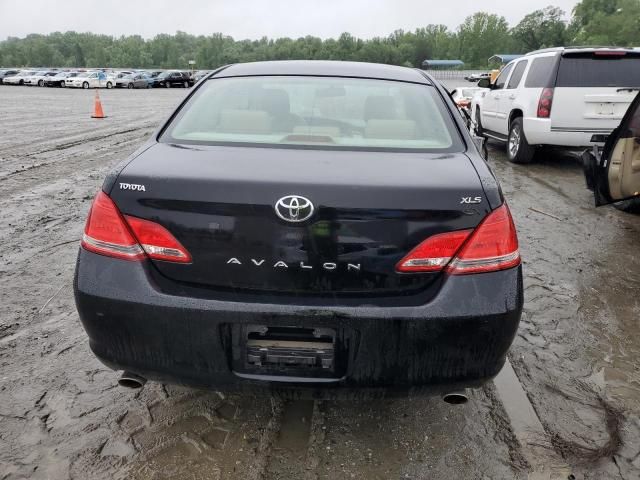 2005 Toyota Avalon XL