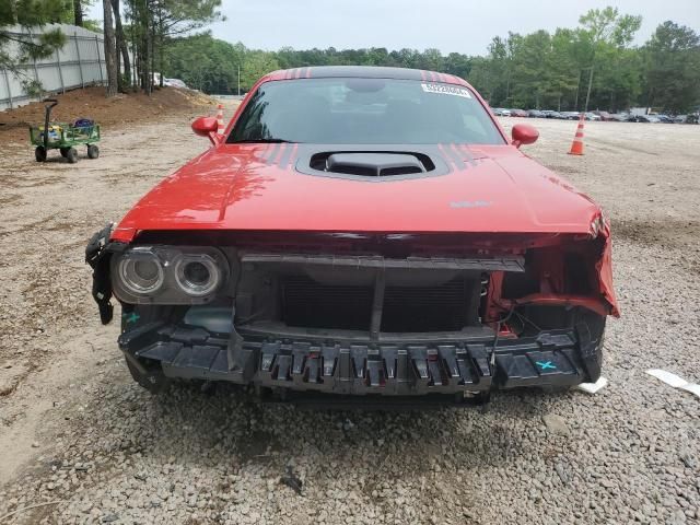 2015 Dodge Challenger SXT Plus