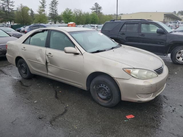 2005 Toyota Camry LE