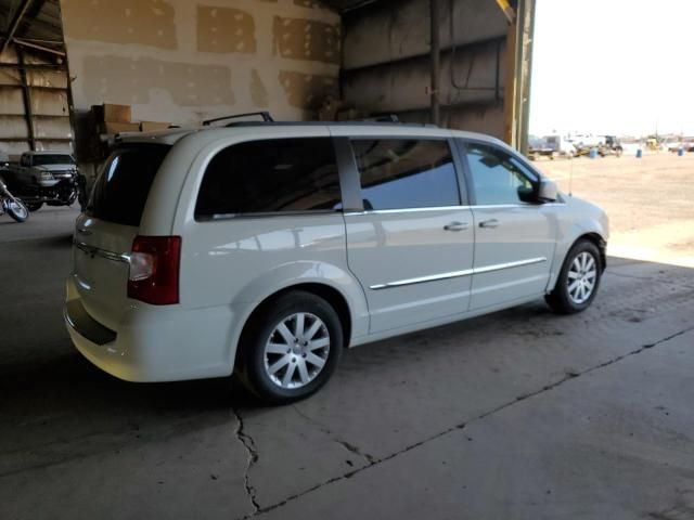 2013 Chrysler Town & Country Touring