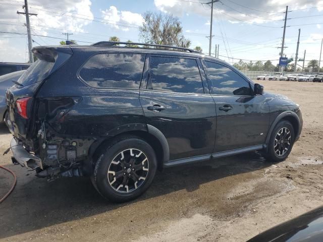 2020 Nissan Pathfinder SL