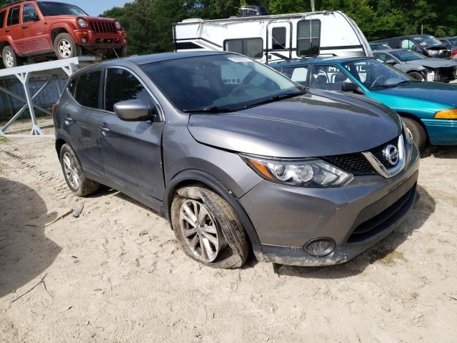 2017 Nissan Rogue Sport S