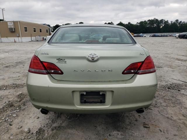 2008 Toyota Avalon XL