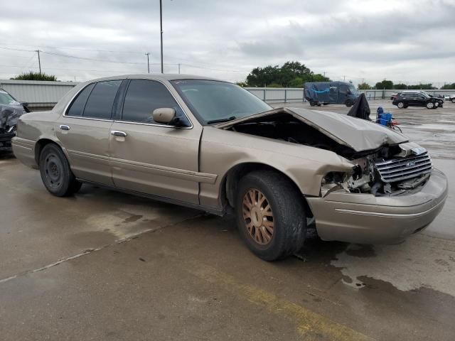 2003 Ford Crown Victoria LX