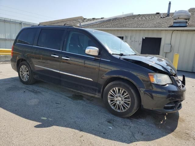 2013 Chrysler Town & Country Touring L