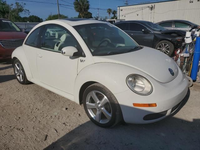 2008 Volkswagen New Beetle Triple White