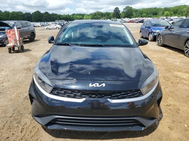 2023 KIA Forte LX