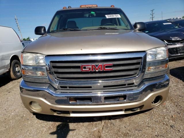 2004 GMC Sierra K2500 Heavy Duty