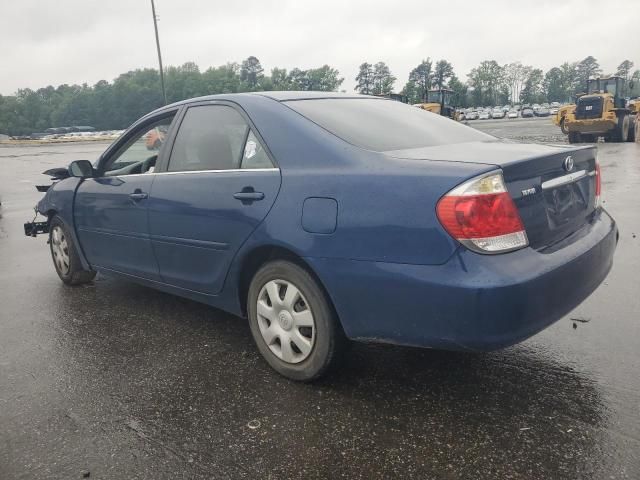 2005 Toyota Camry LE