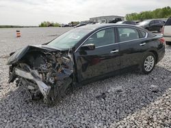 Salvage cars for sale at Wayland, MI auction: 2015 Nissan Altima 2.5