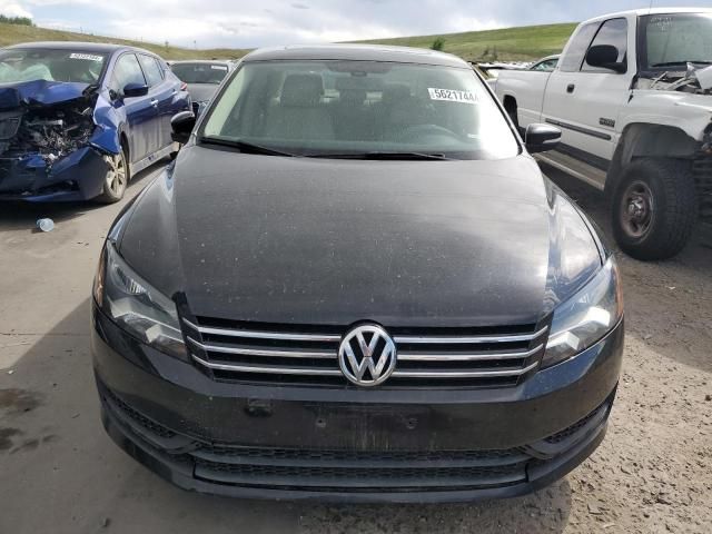 2013 Volkswagen Passat SE