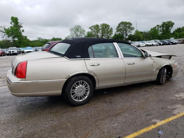 2009 Lincoln Town Car Signature Limited