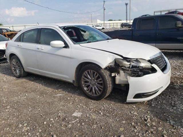 2014 Chrysler 200 LX