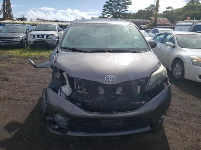 2014 Toyota Sienna Sport