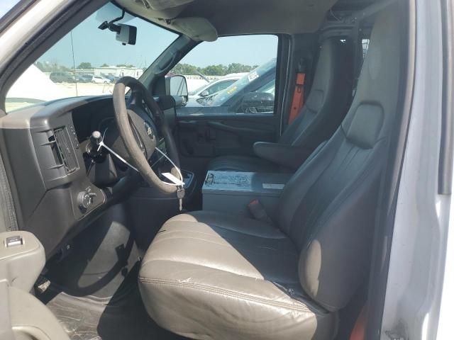 2013 Chevrolet Express G2500