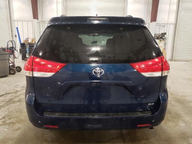 2011 Toyota Sienna XLE