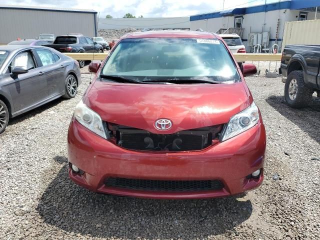 2012 Toyota Sienna LE