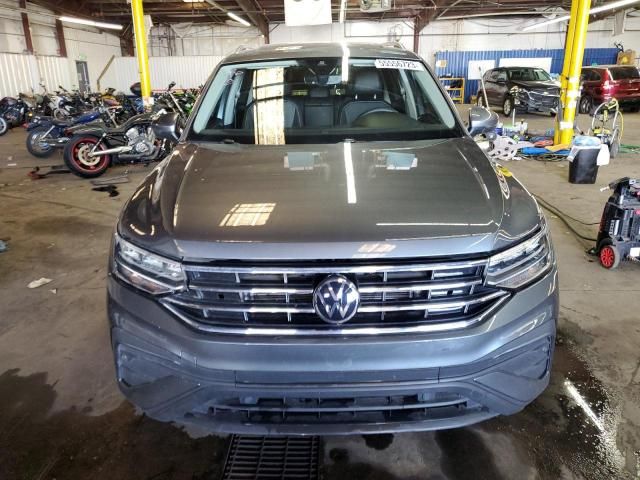 2022 Volkswagen Tiguan SE