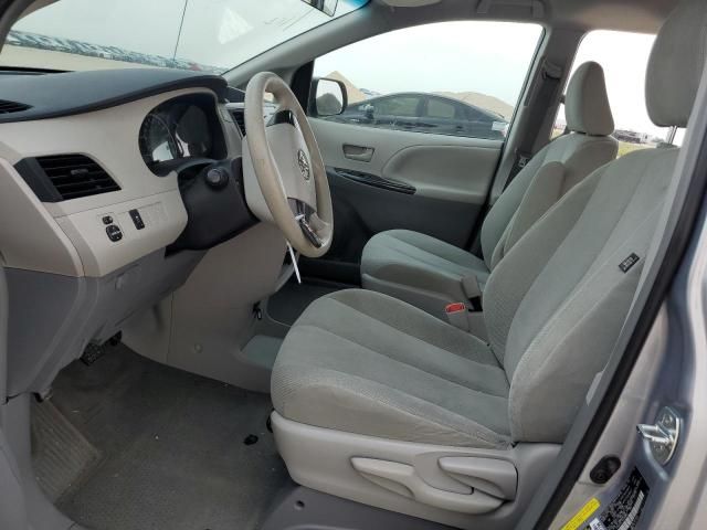 2014 Toyota Sienna