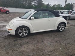 Salvage cars for sale at Seaford, DE auction: 2007 Volkswagen New Beetle Triple White