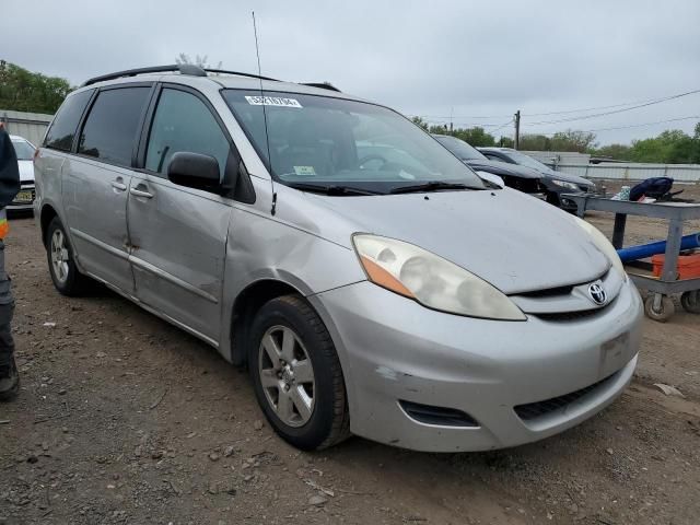 2008 Toyota Sienna CE