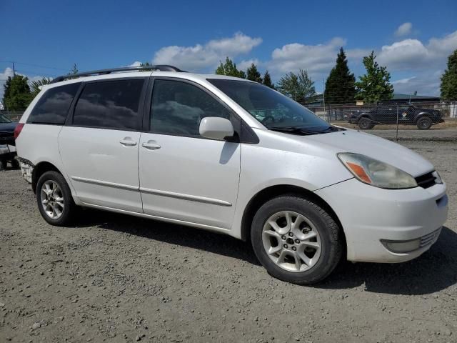 2005 Toyota Sienna XLE