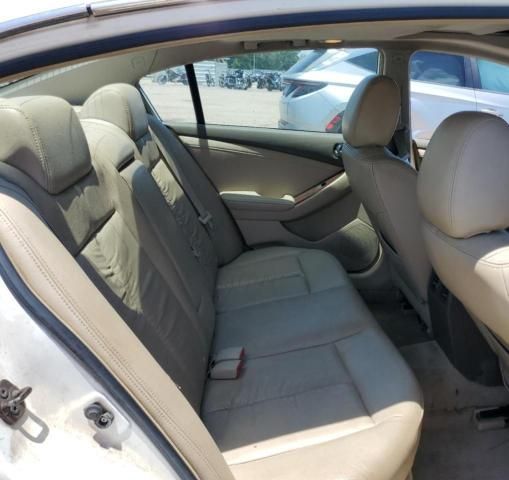 2010 Nissan Altima Base