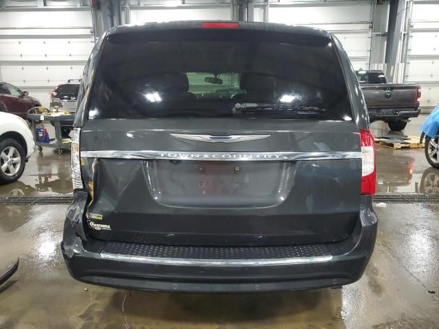 2012 Chrysler Town & Country Touring L