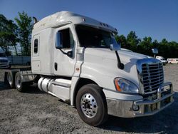 Salvage trucks for sale at Spartanburg, SC auction: 2018 Freightliner Cascadia 125