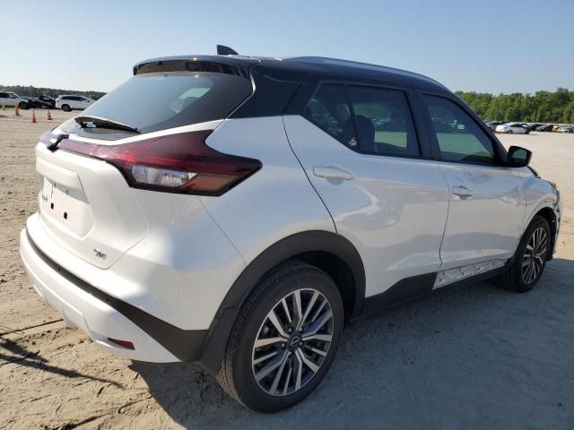 2022 Nissan Kicks SV