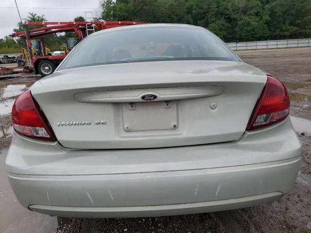 2005 Ford Taurus SE